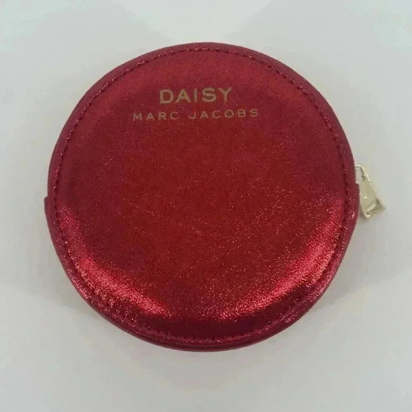 New Marc Jacobs Daisy Sparkling Glitter Red Makeup/Cosmetic Pouch Holiday Xmas - Picture 2 of 9